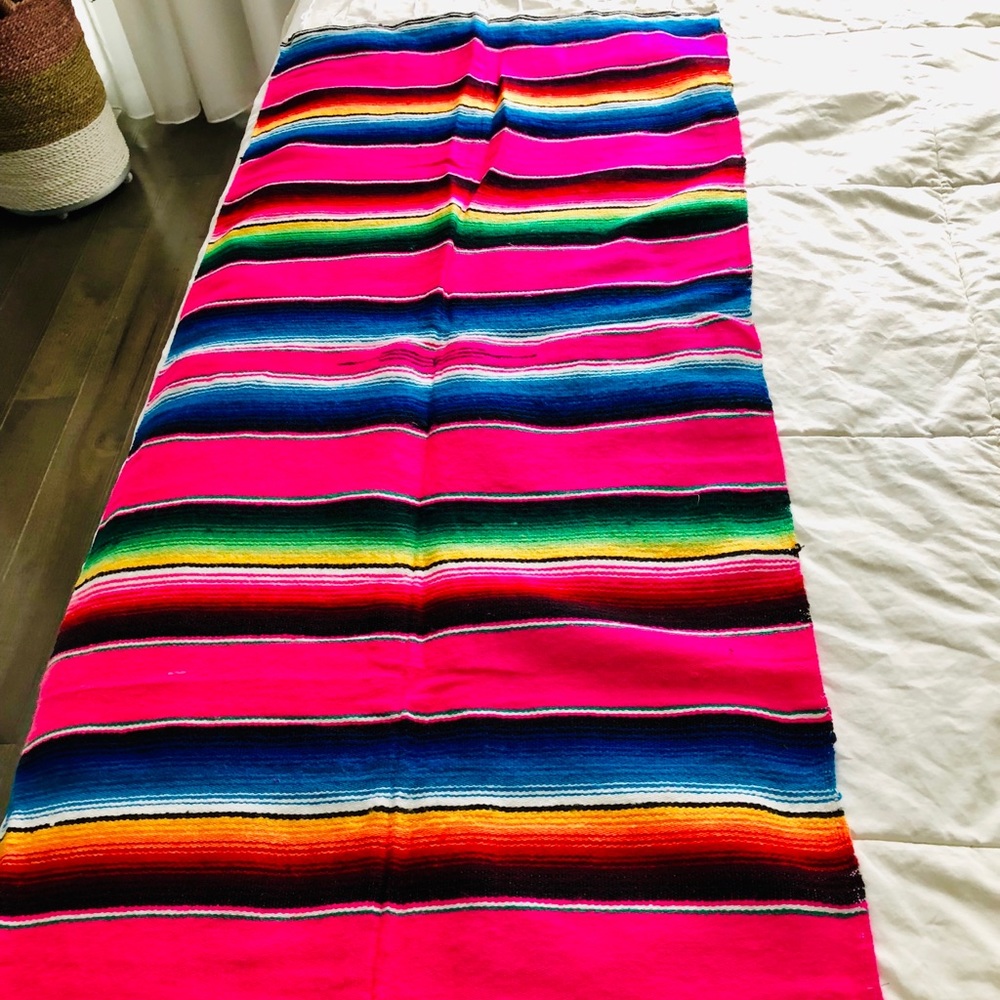 NEW Mexican Rug, Large - Picture 3 of 7